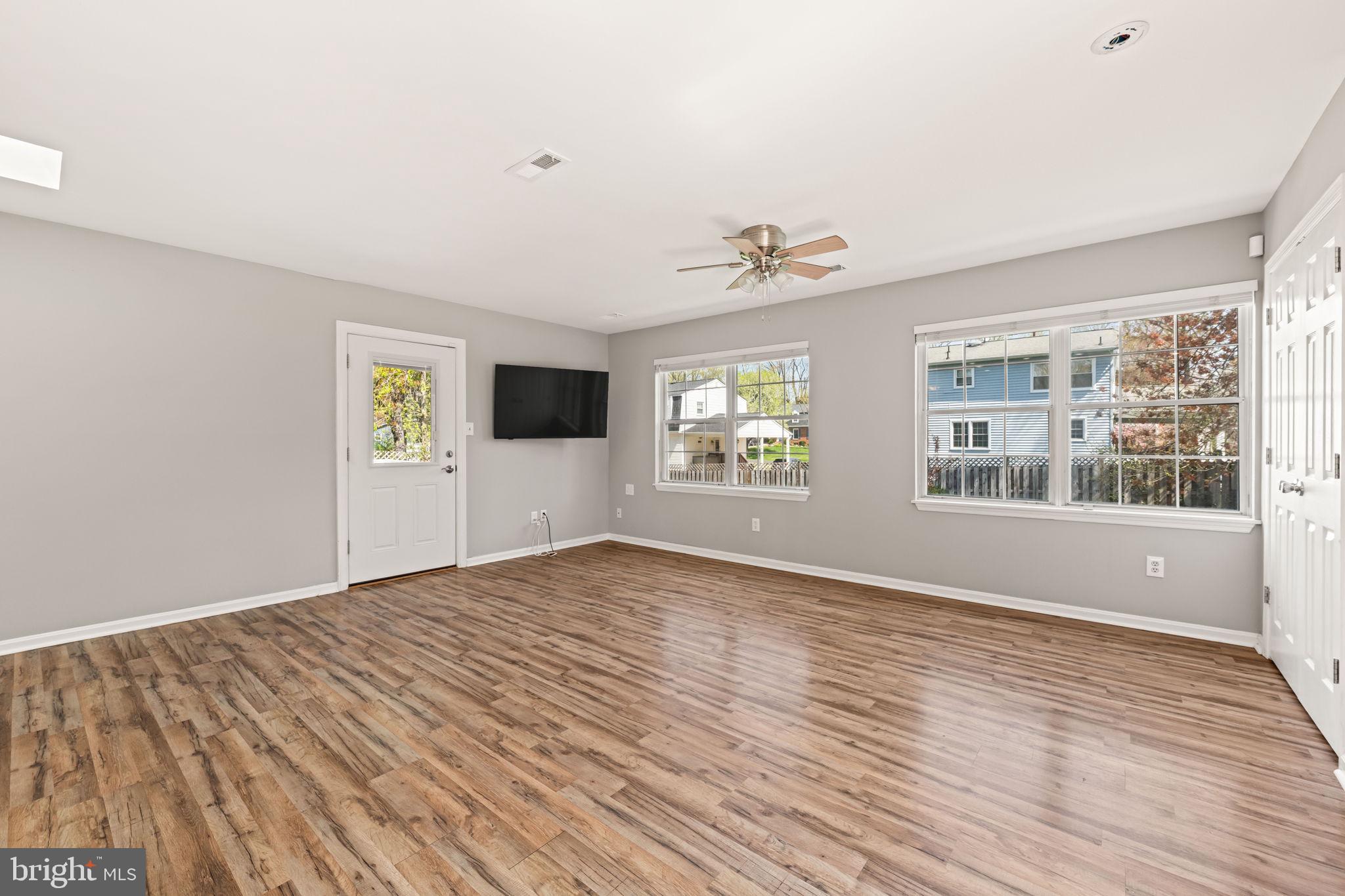 8635 Old Mt Vernon Road Alexandria, VA 22309 - Photo 8 of 47 Bright and airy open space awaits.