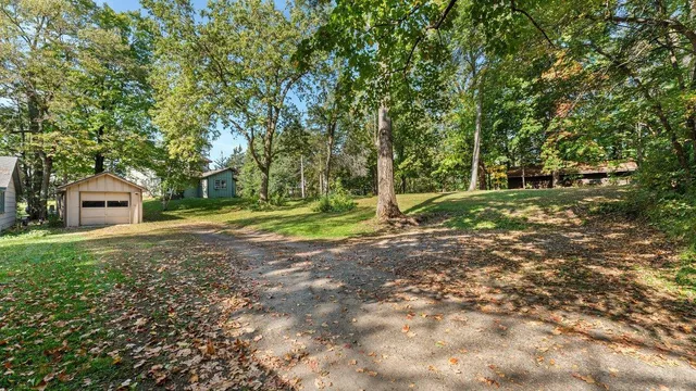 $799,500 | 9923 Jeske Avenue Northwest, Annandale, MN 55302