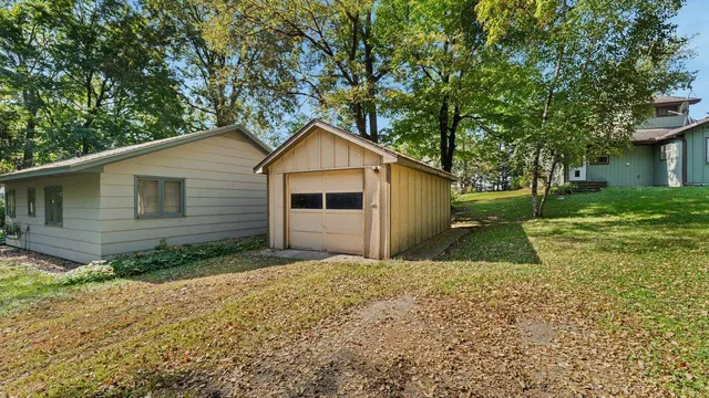 $799,500 | 9923 Jeske Avenue Northwest, Annandale, MN 55302