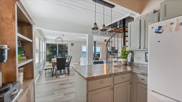 $789,500 | 9923 Jeske Avenue Northwest, Annandale, MN 55302