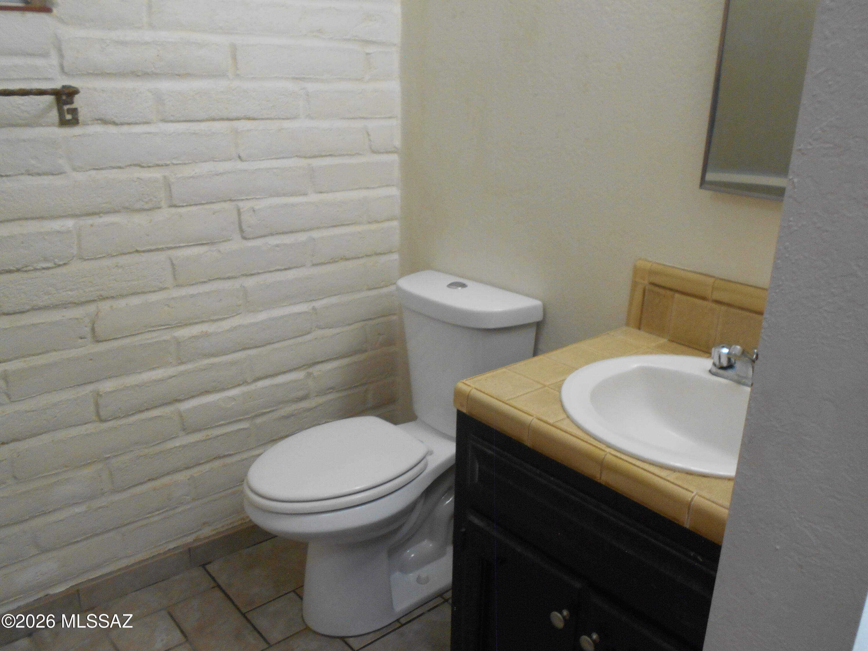 2223 North Ocotillo Road Benson, AZ 85602 - Photo 23 of 50 Master Bath