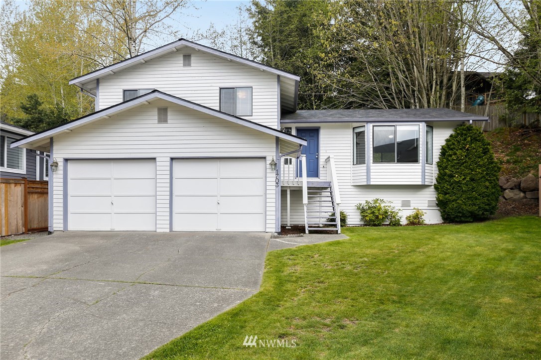 1703 174th Place Southeast Bothell, WA 98012 - Photo 1 of 22 Gallery Image 1