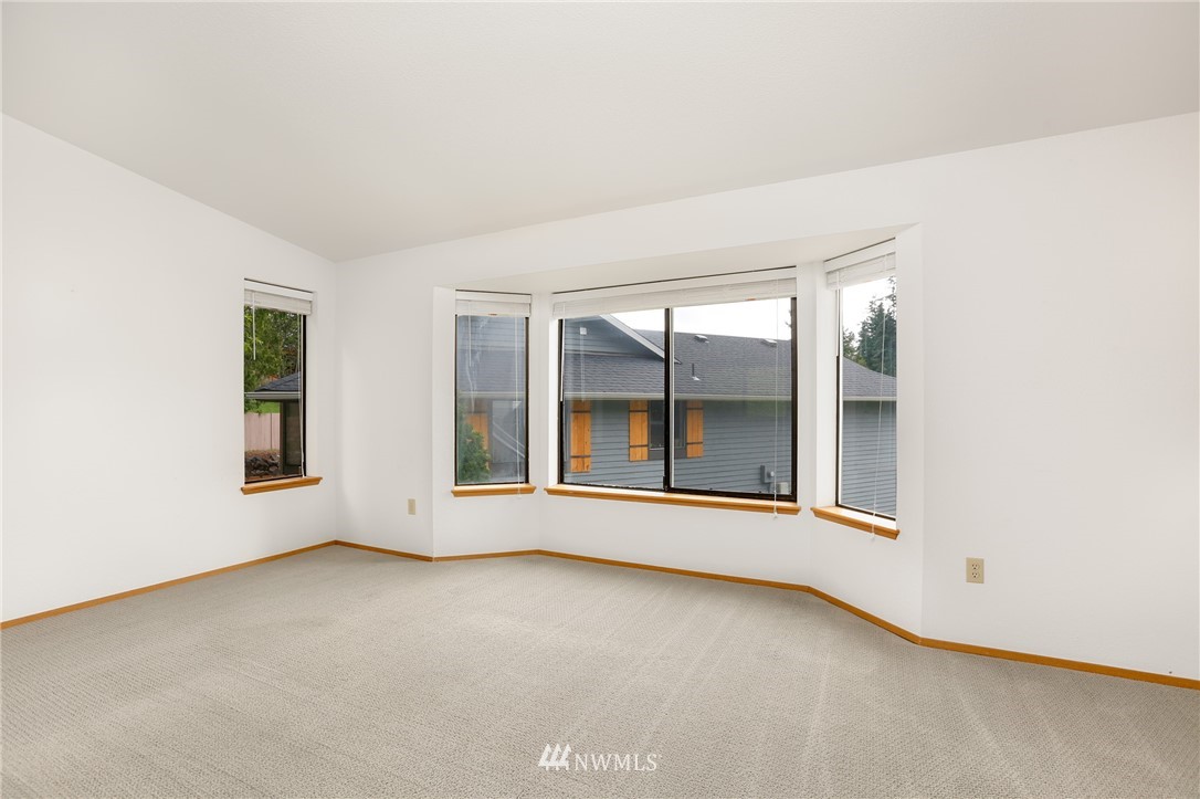 1703 174th Place Southeast Bothell, WA 98012 - Photo 3 of 22 Gallery Image 3