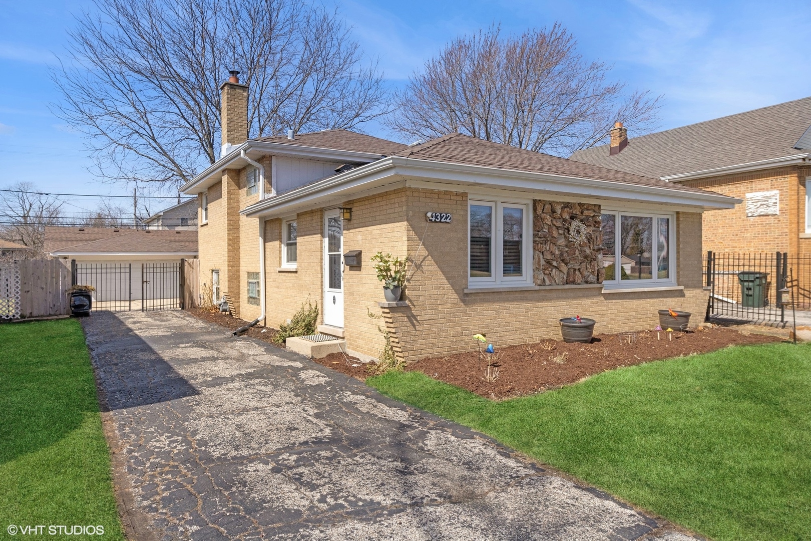 4322 Forest Avenue Brookfield, IL 60513 - Photo 23 of 27