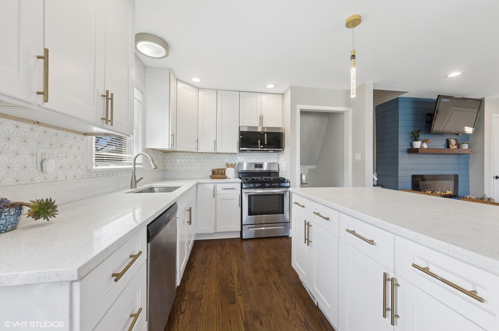 4322 Forest Avenue Brookfield, IL 60513 - Photo 7 of 27