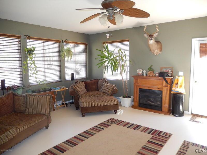 238 Church Road Jim Thorpe, PA 18229 - Photo 2 of 7 Gallery Image 2