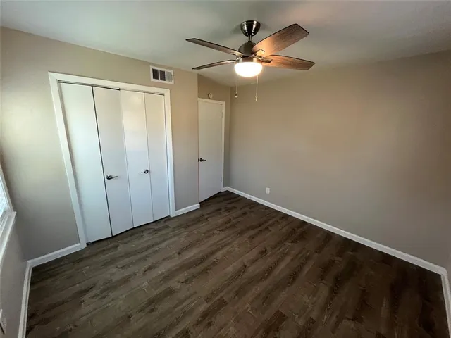 $1,700 | 936 Bluewood Drive, Dallas, TX 75232