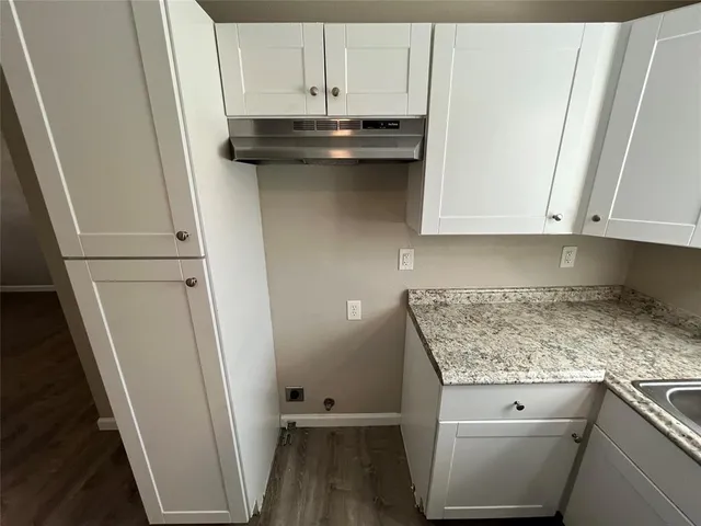 $1,700 | 936 Bluewood Drive, Dallas, TX 75232