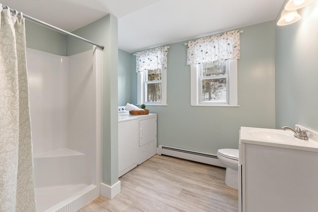 152 Dudley Road Templeton, MA 01468 - Photo 16 of 38
