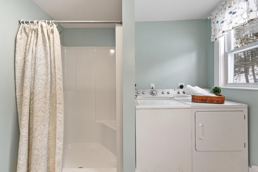 152 Dudley Road Templeton, MA 01468 - Photo 17 of 38
