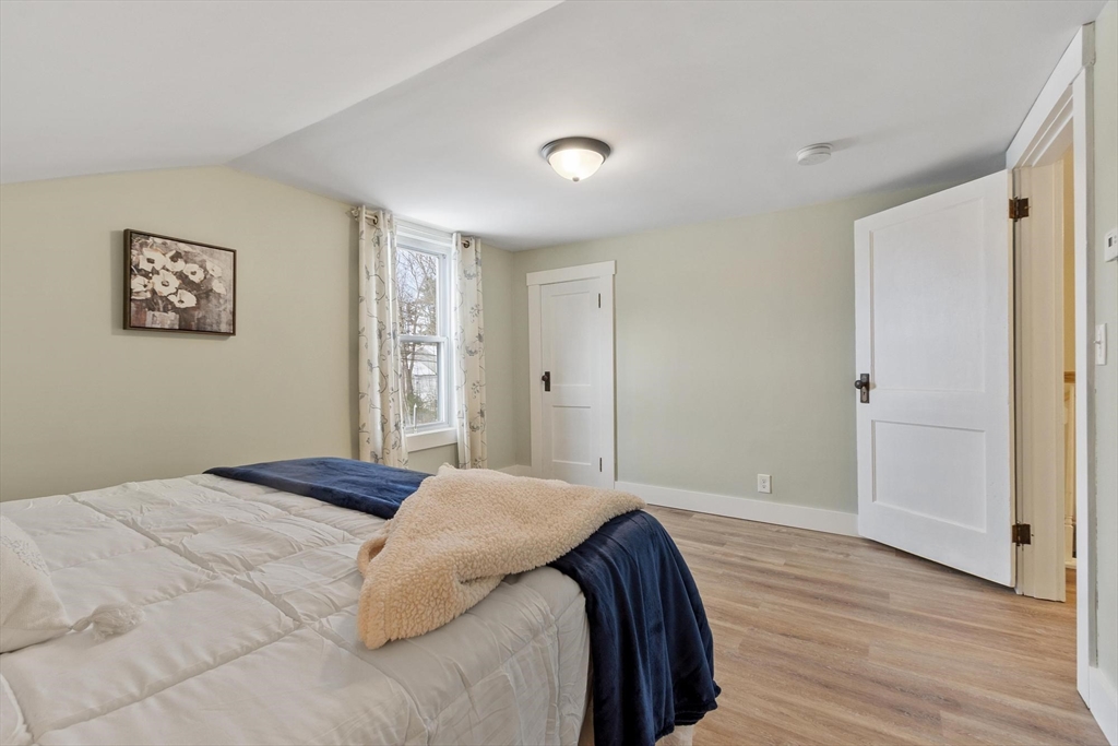 152 Dudley Road Templeton, MA 01468 - Photo 23 of 41