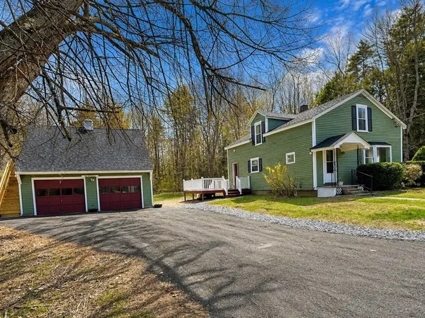 $565,000 | 152 Dudley Road, Templeton, MA 01468