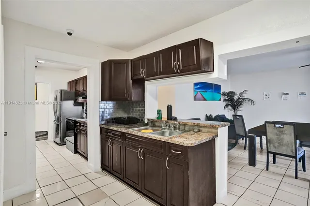 $949,999 | 16766 Northwest 18th Avenue, Miami Gardens, FL 33056