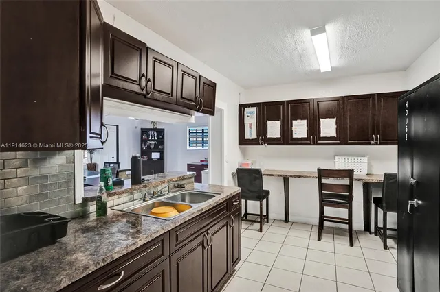 $949,999 | 16766 Northwest 18th Avenue, Miami Gardens, FL 33056