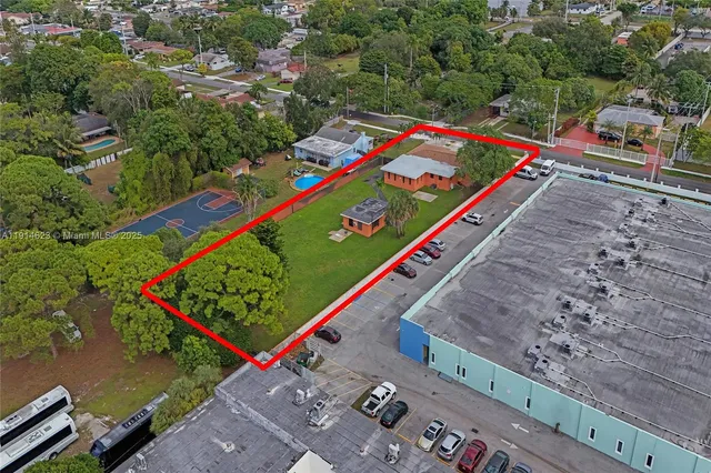 $949,999 | 16766 Northwest 18th Avenue, Miami Gardens, FL 33056