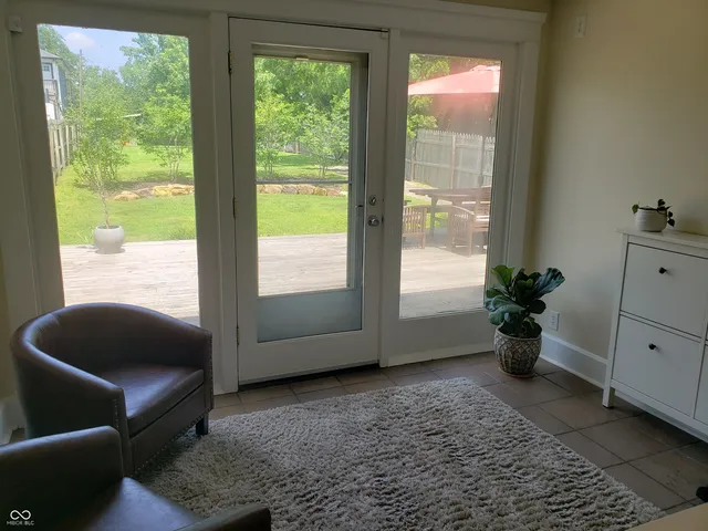 $2,400 | 1914 Commerce Avenue, Indianapolis, IN 46201