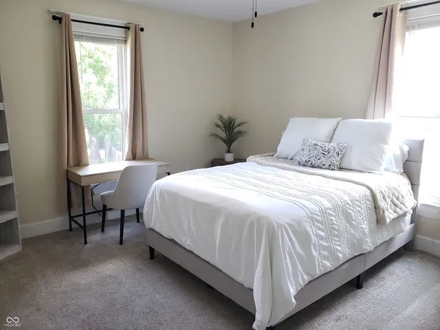 $2,400 | 1914 Commerce Avenue, Indianapolis, IN 46201