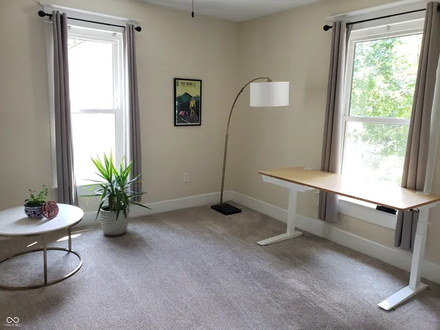 $2,400 | 1914 Commerce Avenue, Indianapolis, IN 46201