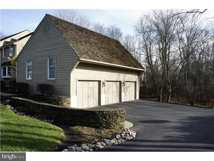 1005 Saber Road West Chester, PA 19382 - Photo 2 of 25 Gallery Image 2