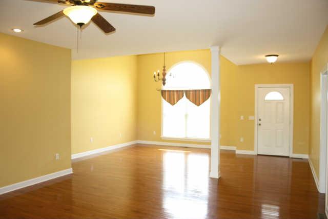 260 Dunn Fall River Road Lawrenceburg, TN 38464 - Photo 4 of 20 Dining room with Tons of natural Light.