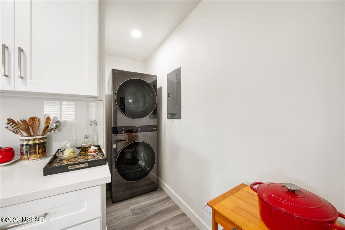 400 Mariott Road Santa Maria, CA 93454 - Photo 24 of 29 30-ADU Laundry