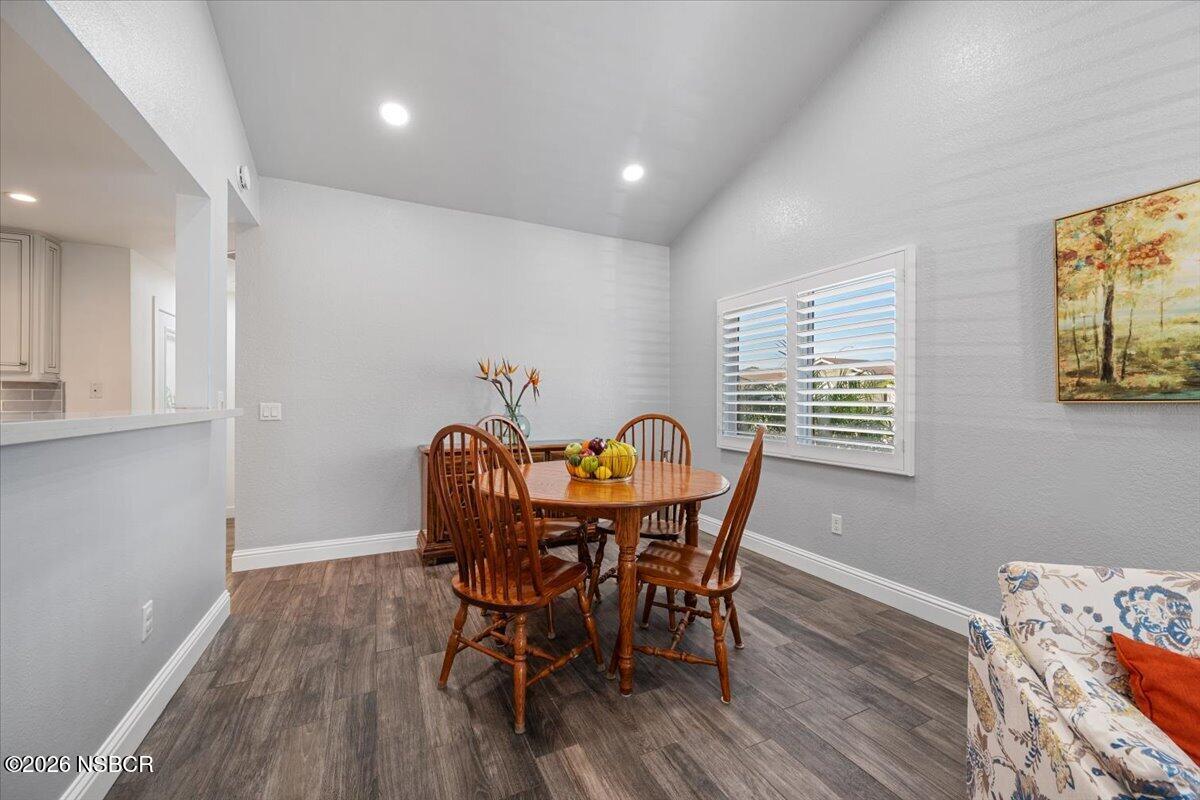 400 Mariott Road Santa Maria, CA 93454 - Photo 5 of 29 10-Dining Room
