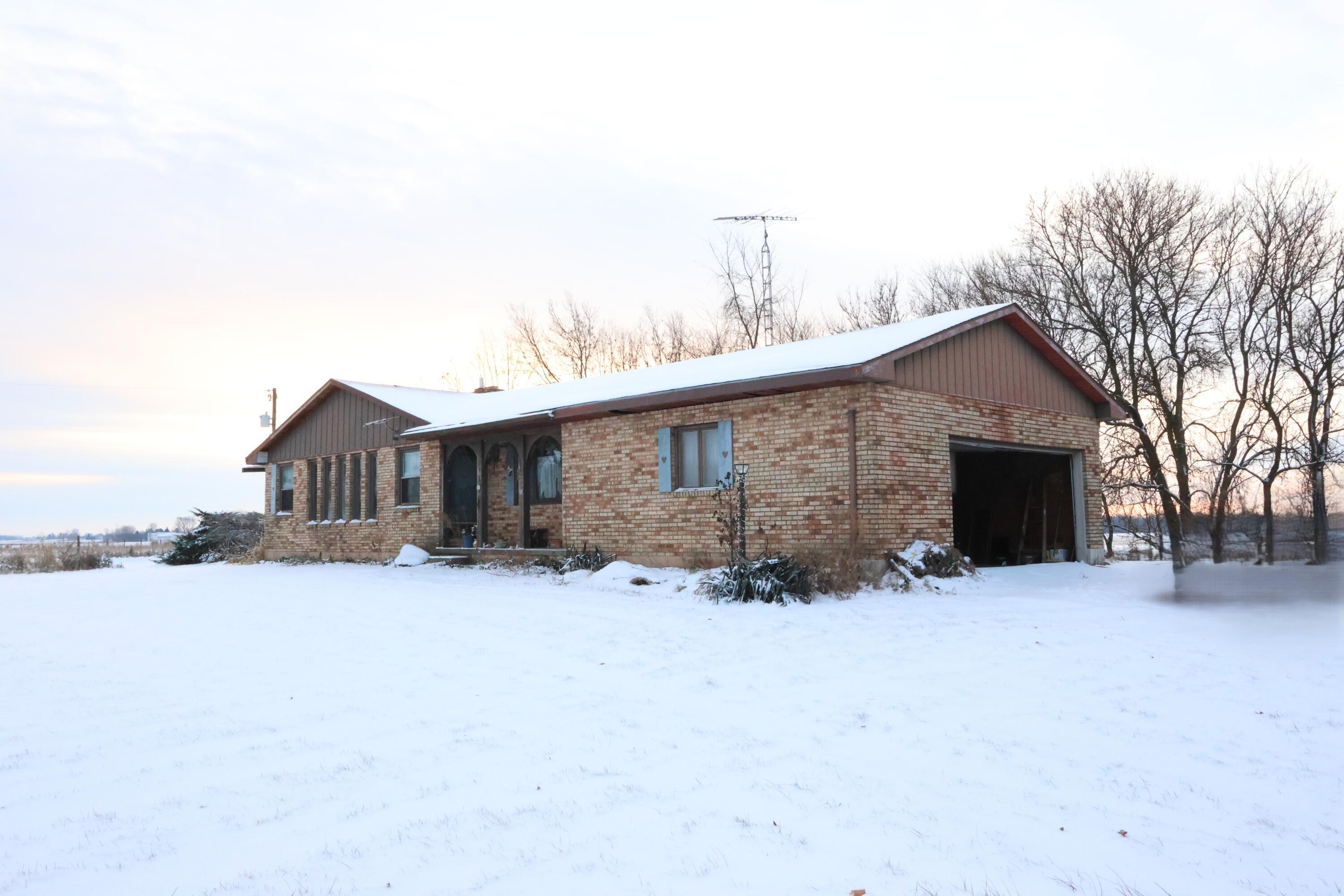 2285 Shafer Road Bucyrus, OH 44820 - Photo 2 of 27