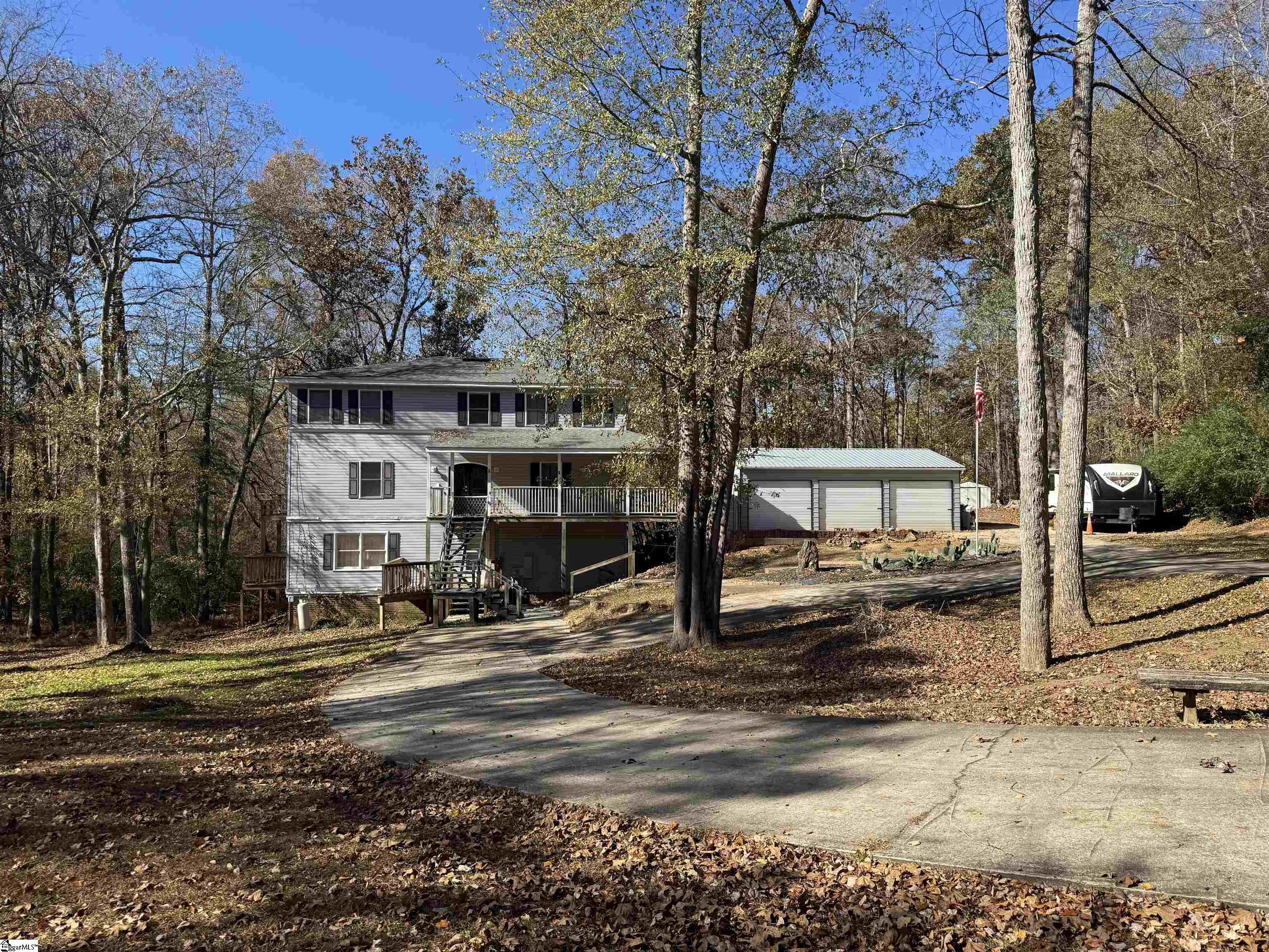 220 Wildwood Farms Road Gray Court, SC 29645 - Photo 4 of 48