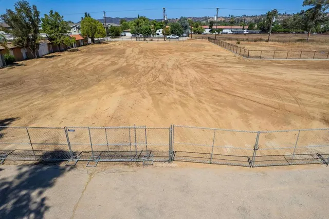 a view of outdoor space with city view