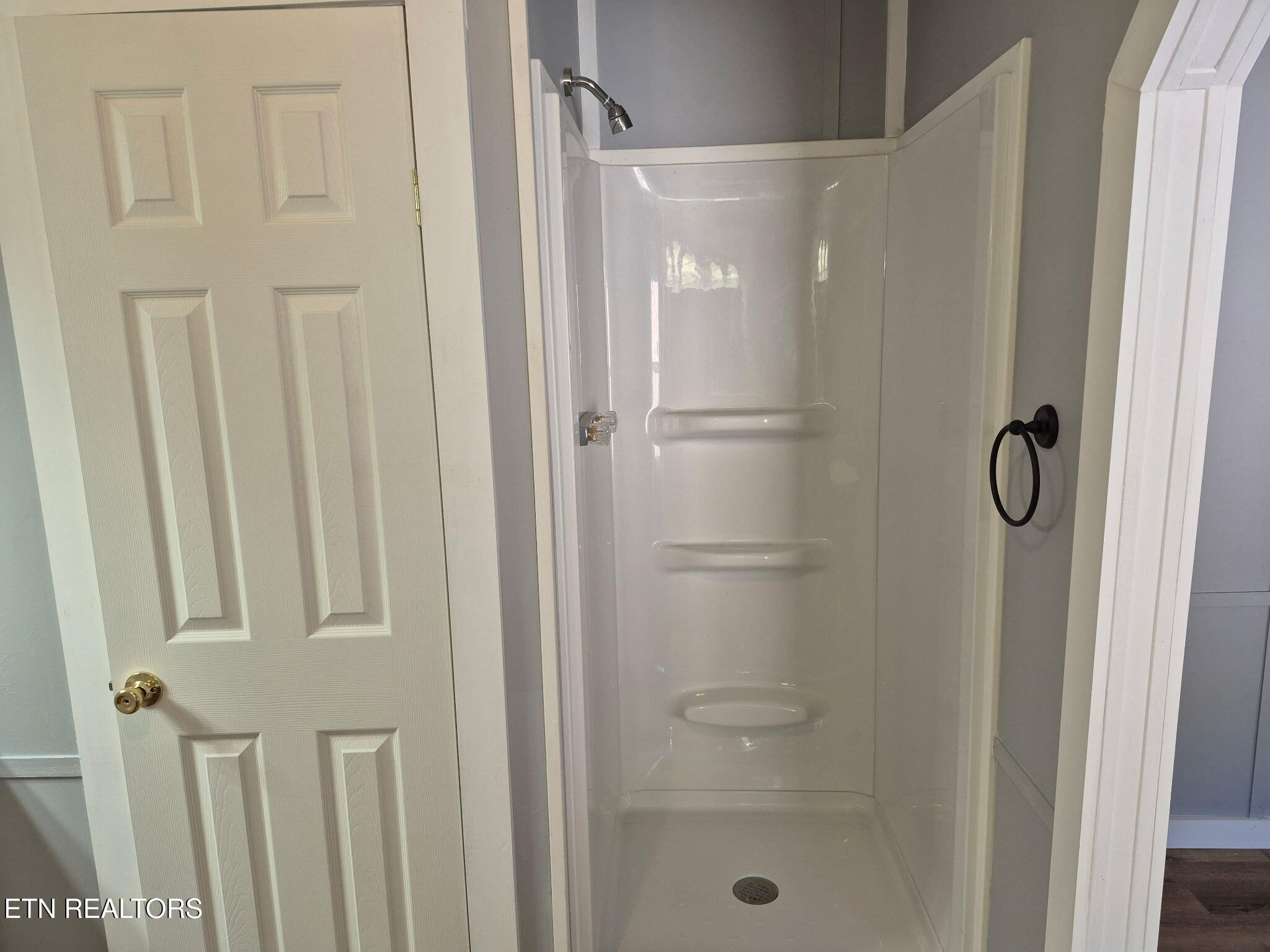 340 Lovin Farm Road Vonore, TN 37885 - Photo 20 of 32 IMG_20251021_192427 (12)