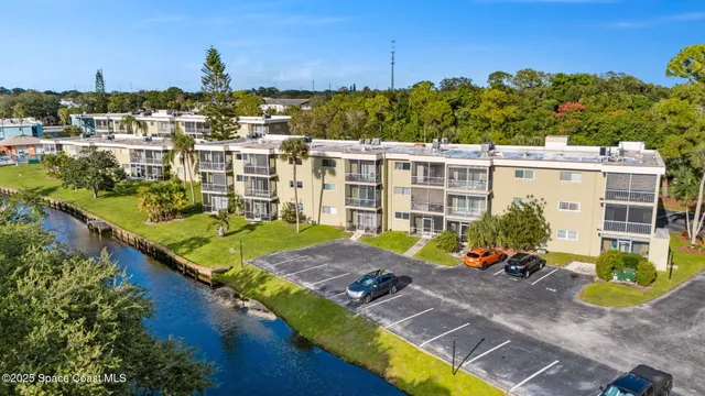 $199,000 | 1001 West Eau Gallie Boulevard, Unit 229, Melbourne, FL 32935