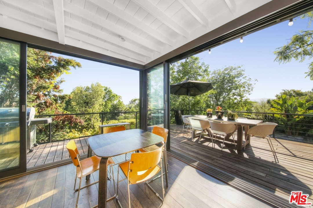 1661 Edgecliffe Drive Los Angeles, CA 90026 - Photo 14 of 49