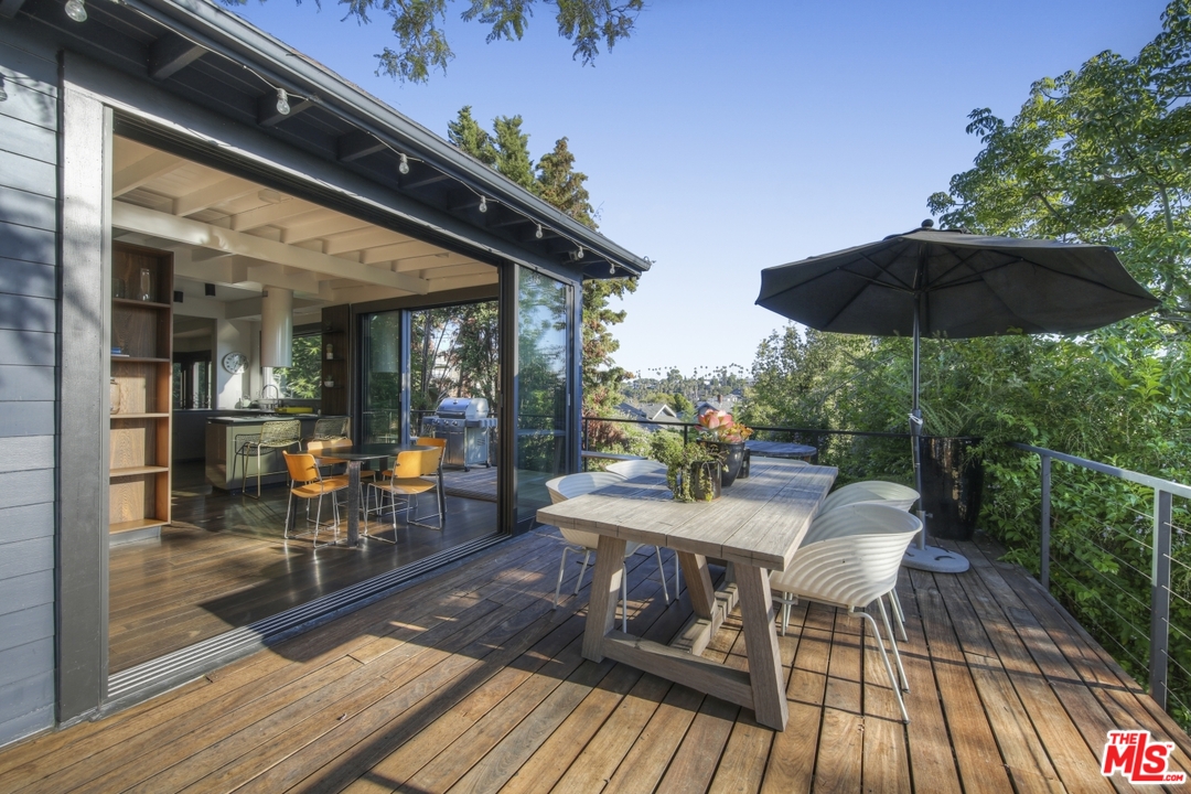 1661 Edgecliffe Drive Los Angeles, CA 90026 - Photo 33 of 49