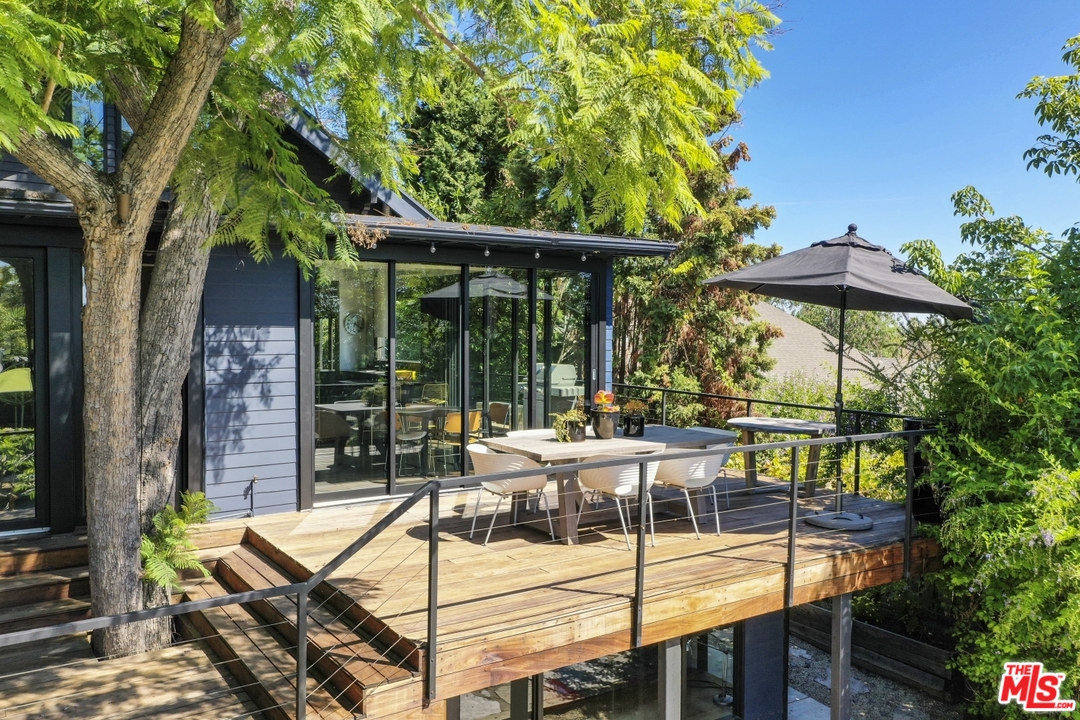 1661 Edgecliffe Drive Los Angeles, CA 90026 - Photo 34 of 49