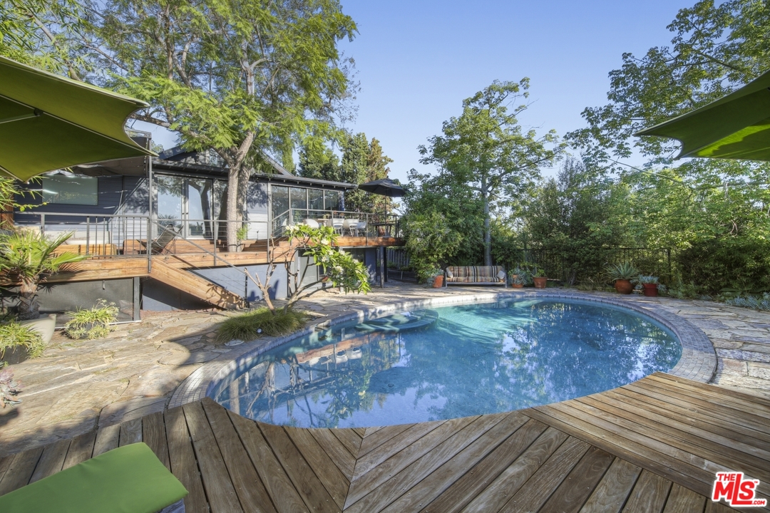 1661 Edgecliffe Drive Los Angeles, CA 90026 - Photo 35 of 49