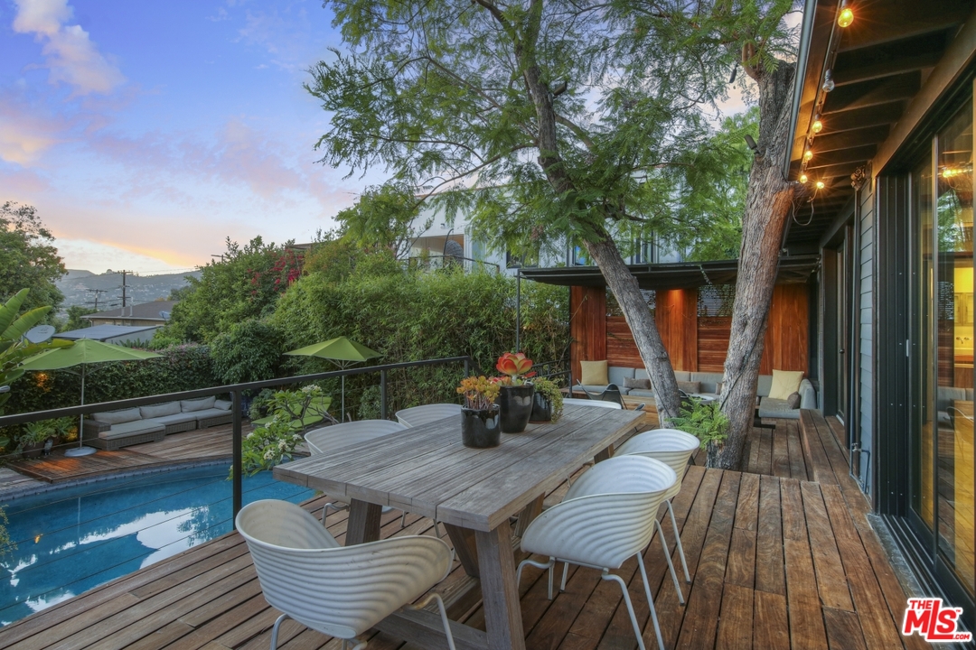 1661 Edgecliffe Drive Los Angeles, CA 90026 - Photo 39 of 49