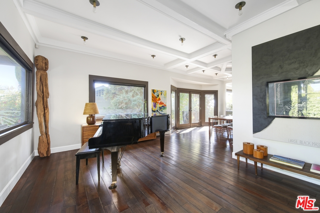 1661 Edgecliffe Drive Los Angeles, CA 90026 - Photo 5 of 49