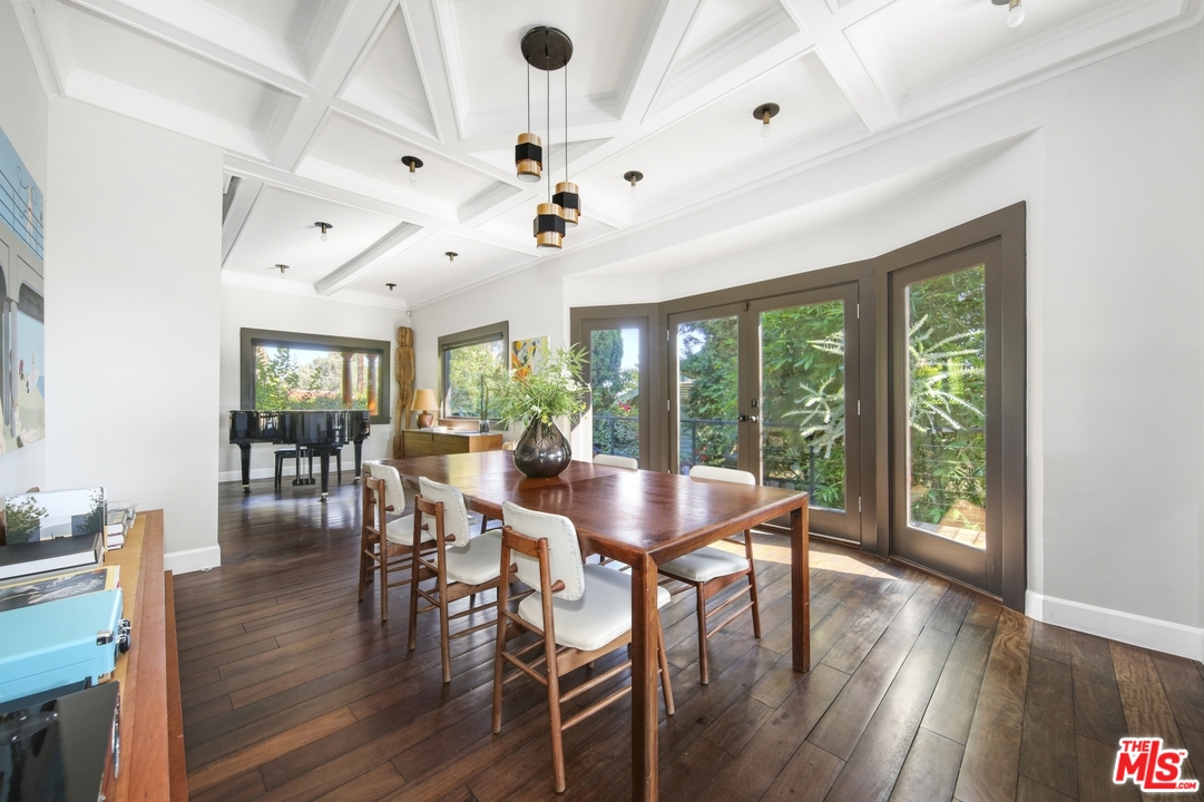 1661 Edgecliffe Drive Los Angeles, CA 90026 - Photo 8 of 49