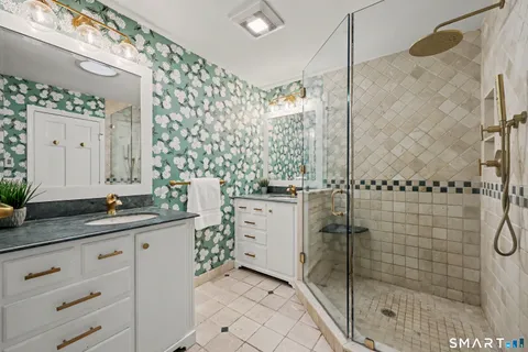 $1,699,000 | 35 South Benson Commons, Fairfield, CT 06824