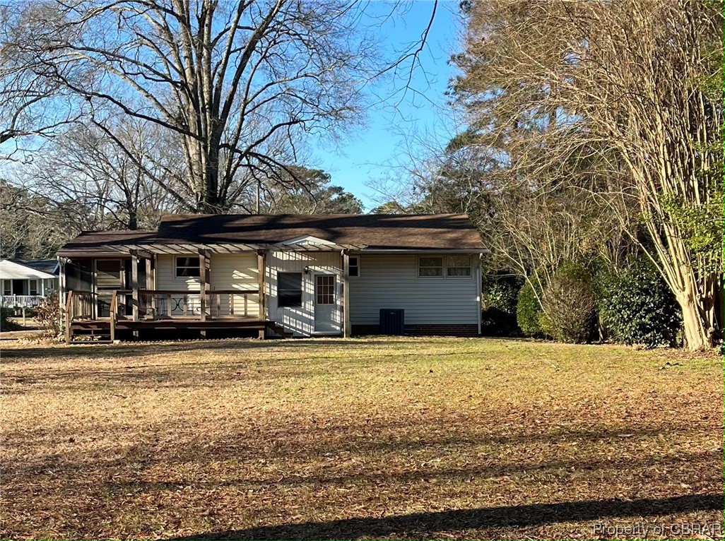 1489 Laurens Road Gloucester Point, VA 23062 - Photo 4 of 43 Rear view of house with a deck