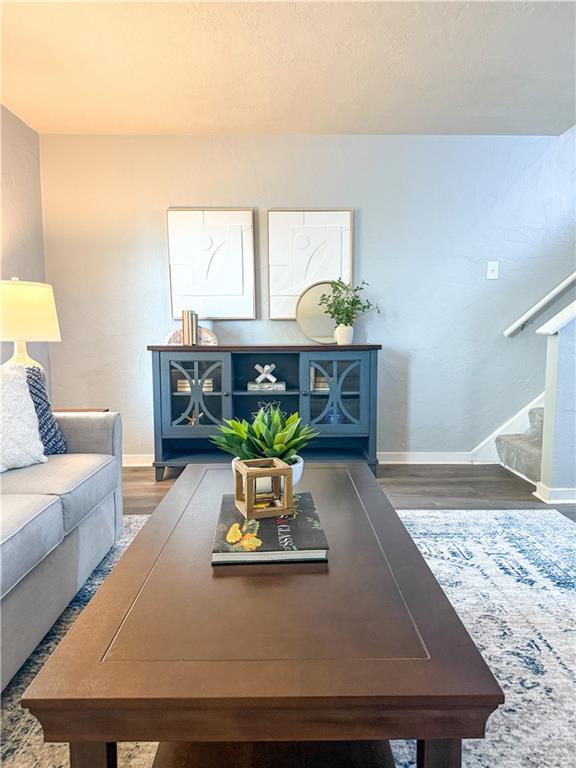 722 Mercer Street Pittsburgh, PA 15219 - Photo 13 of 41 a living room with furniture and wooden floor
