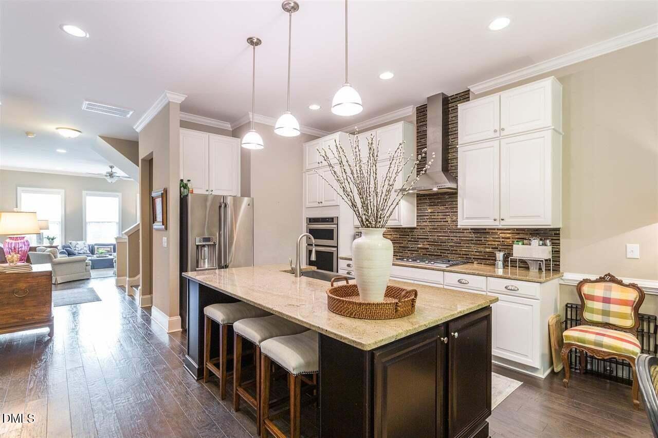 225 Penley Circle Raleigh, NC 27609 - Photo 6 of 16 6