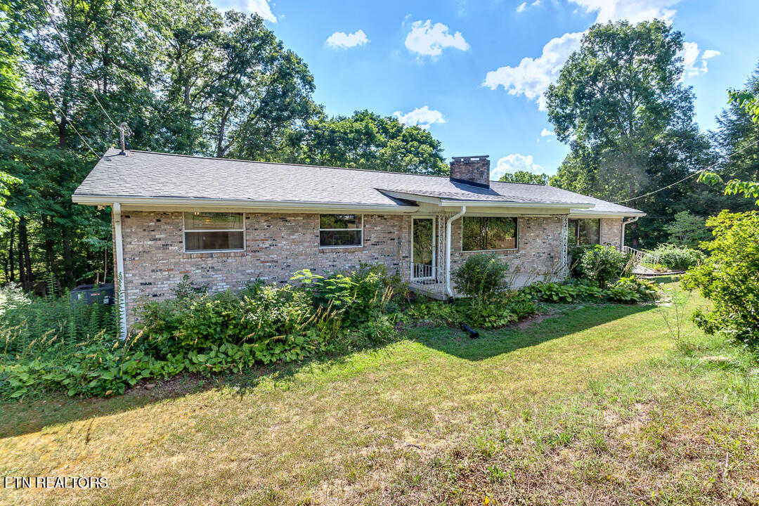 7907 Heiskell Road Powell, TN 37849 - Photo 2 of 43 003240711-3-7907HeiskellRdPowellTn-SCREE