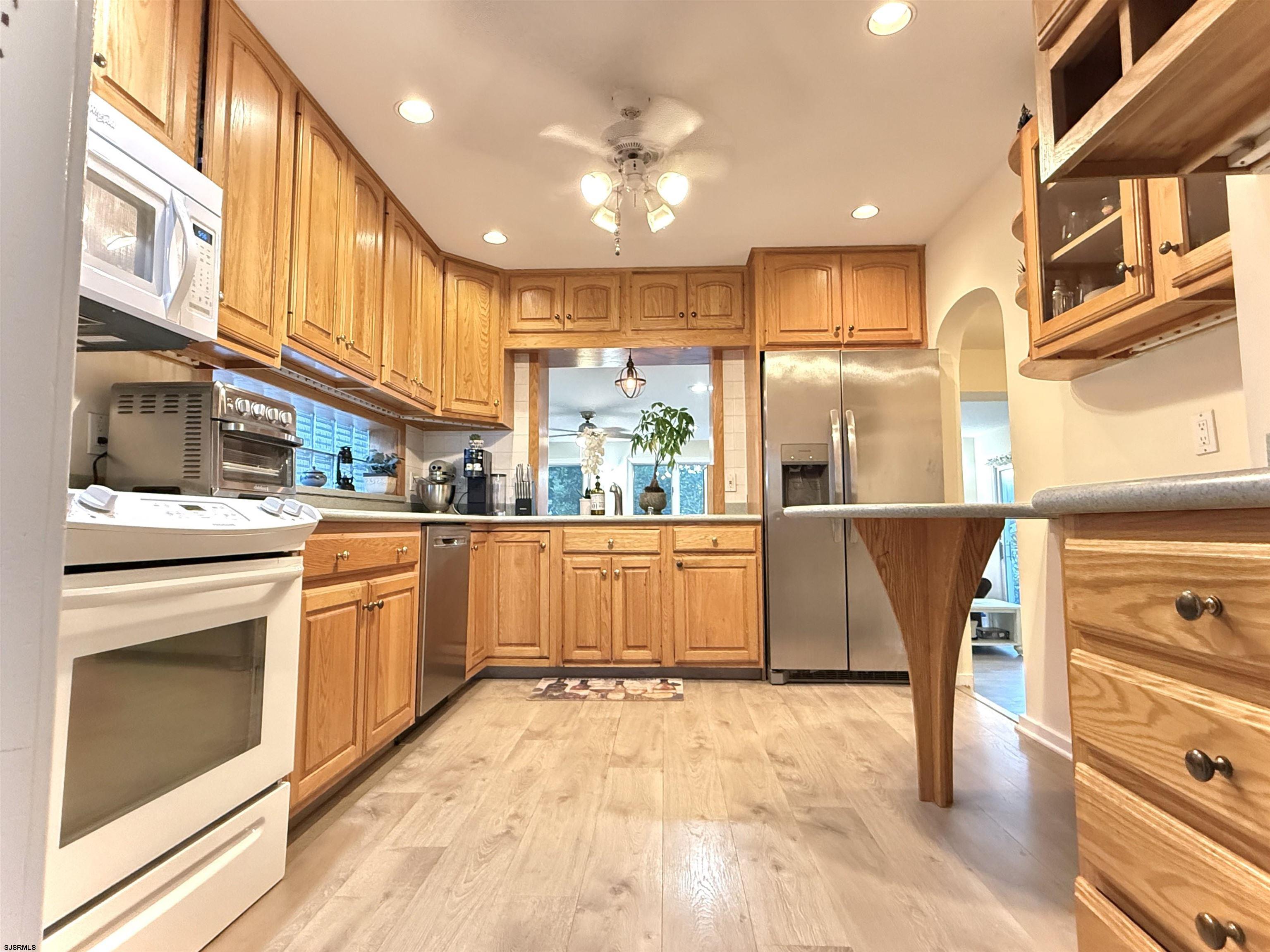 605 Shore Road Linwood, NJ 08221 - Photo 14 of 99