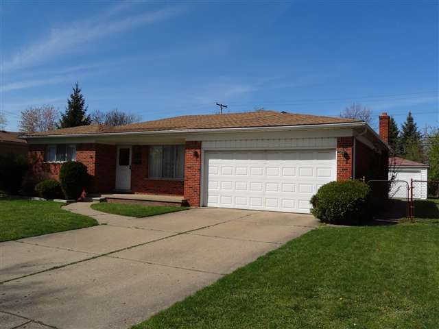8339 Busch Street Center Line, MI 48015 - Photo 1 of 13 FRONT VIEW