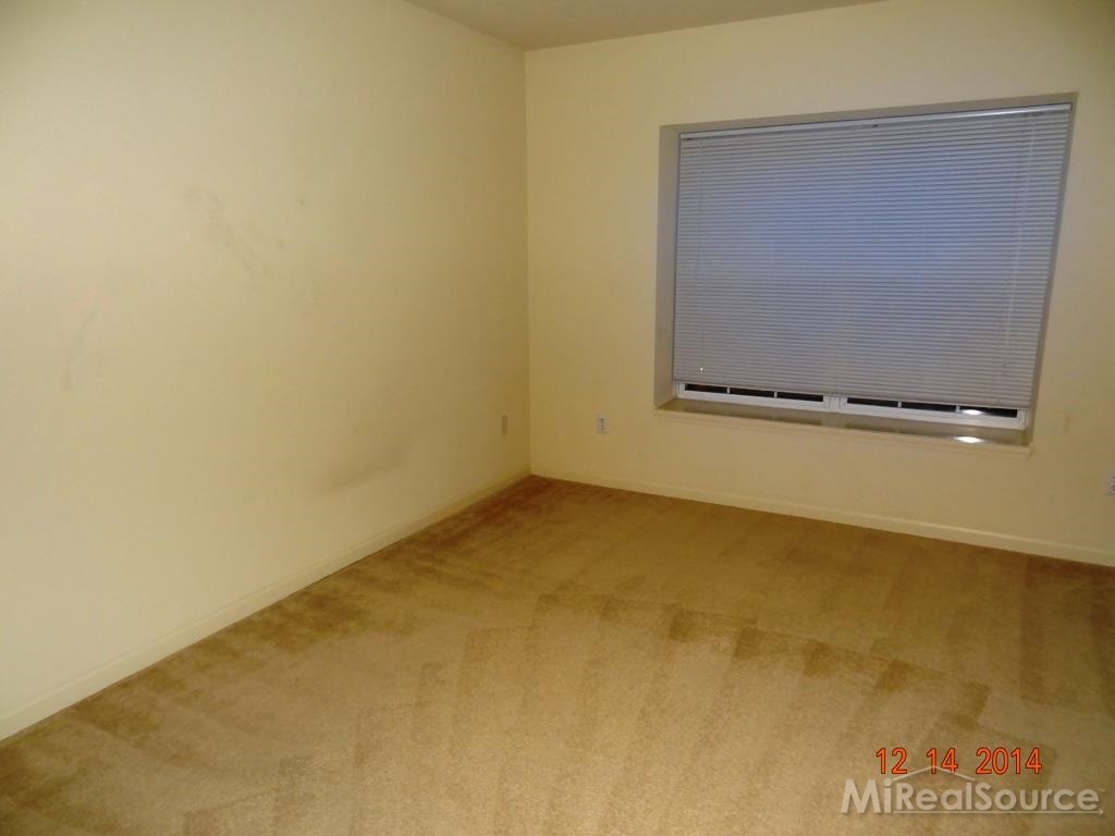 3132 Asher Road, Unit 34 Ann Arbor, MI 48104 - Photo 9 of 16