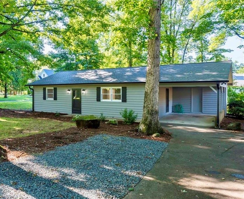 6560 Skylark Road Pfafftown, NC 27040 - Photo 1 of 16 Gallery Image 1