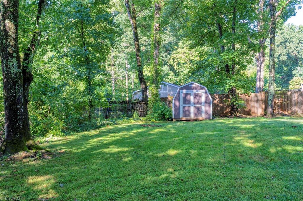 6560 Skylark Road Pfafftown, NC 27040 - Photo 16 of 16 Gallery Image 16