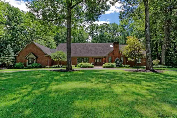 $1,600,000 | 6 Beacon Hill Drive, Saratoga Springs, NY 12866