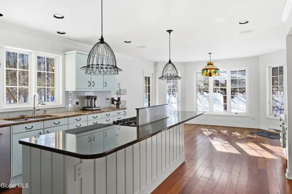 $1,600,000 | 6 Beacon Hill Drive, Saratoga Springs, NY 12866
